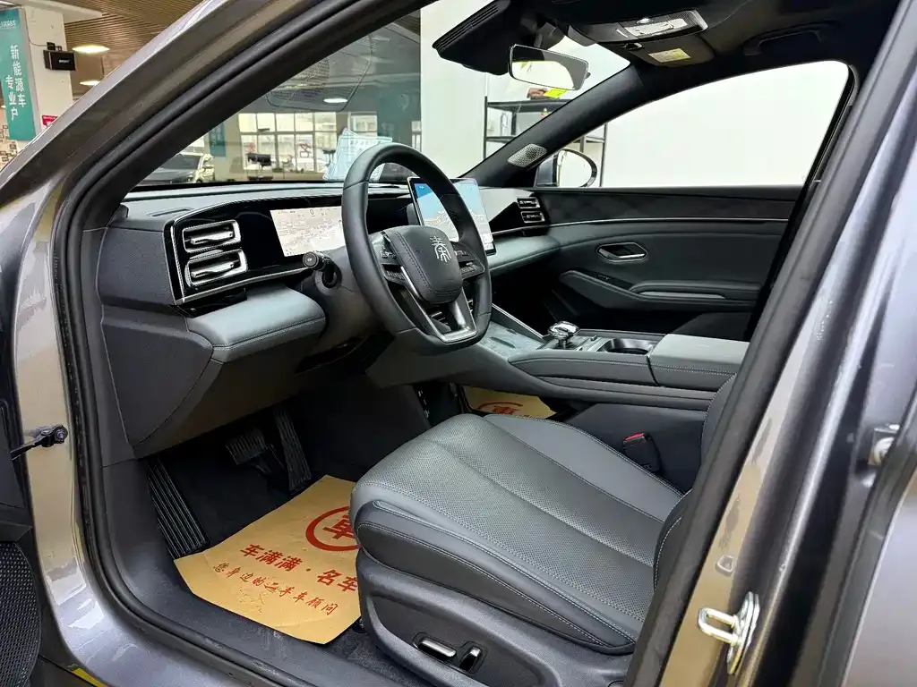 BYD Qin L 2025 из CN, фото 5