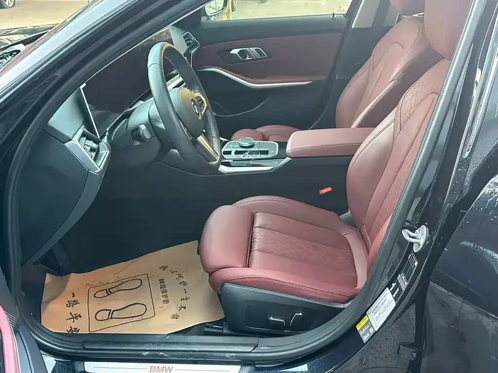 BMW i3 2024 из CN, фото 2