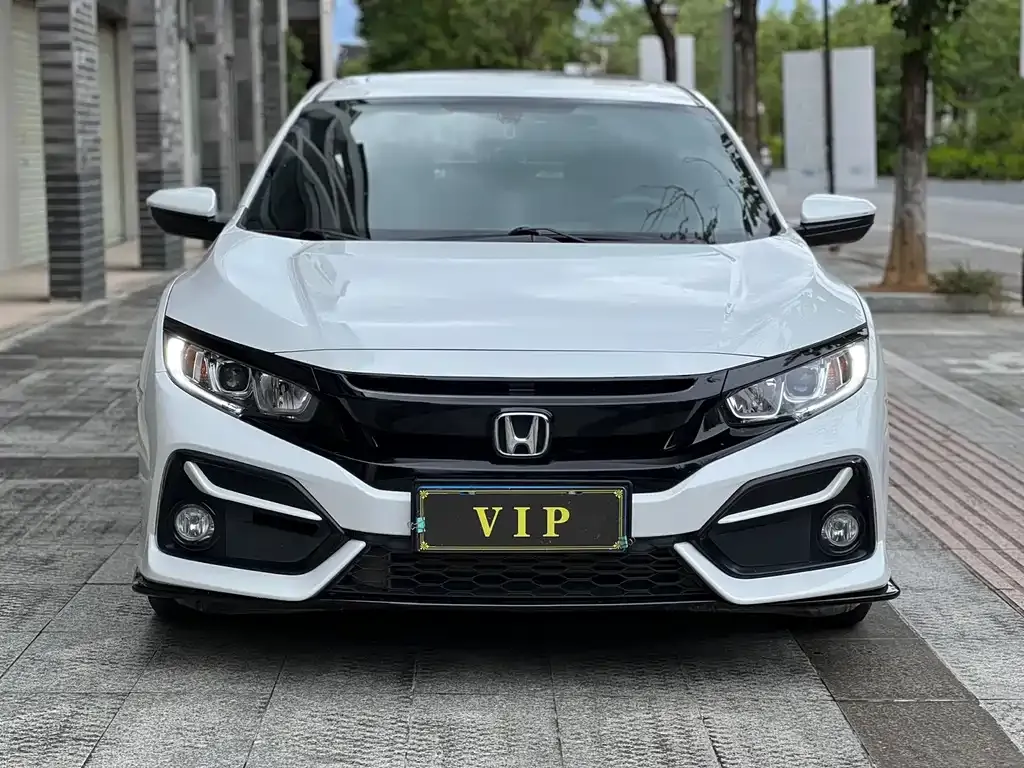 Honda Civic — фото 7