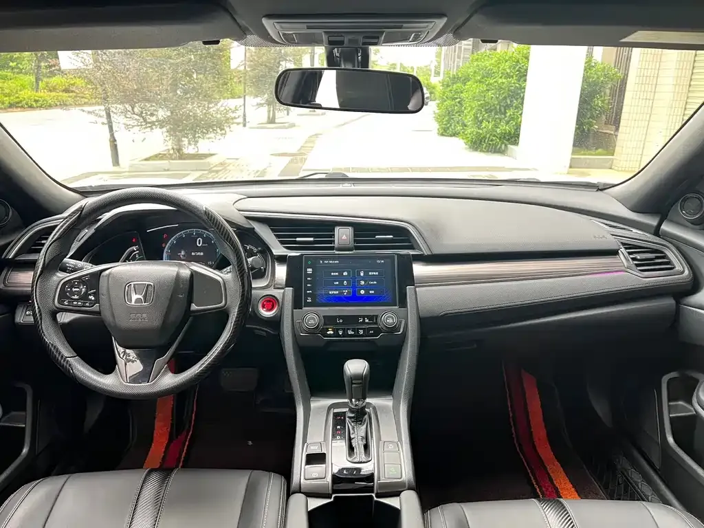 Honda Civic — фото 10