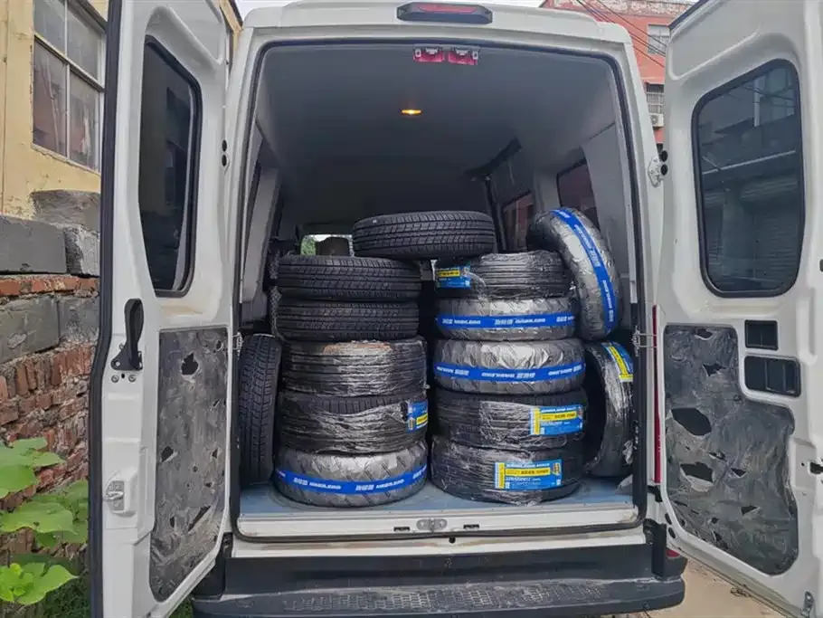 IVECO Ousheng 2023 из CN, фото 5