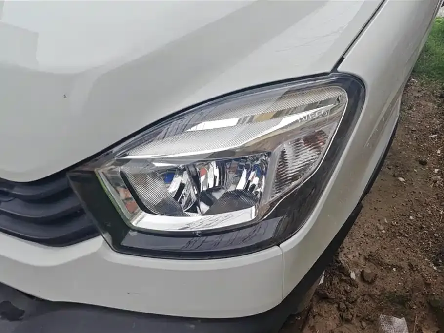 IVECO Ousheng 2023 из CN, фото 6