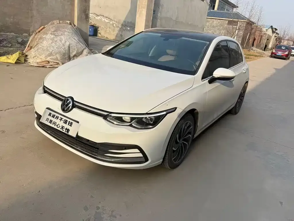 Volkswagen Golf 2022 из CN, фото 1