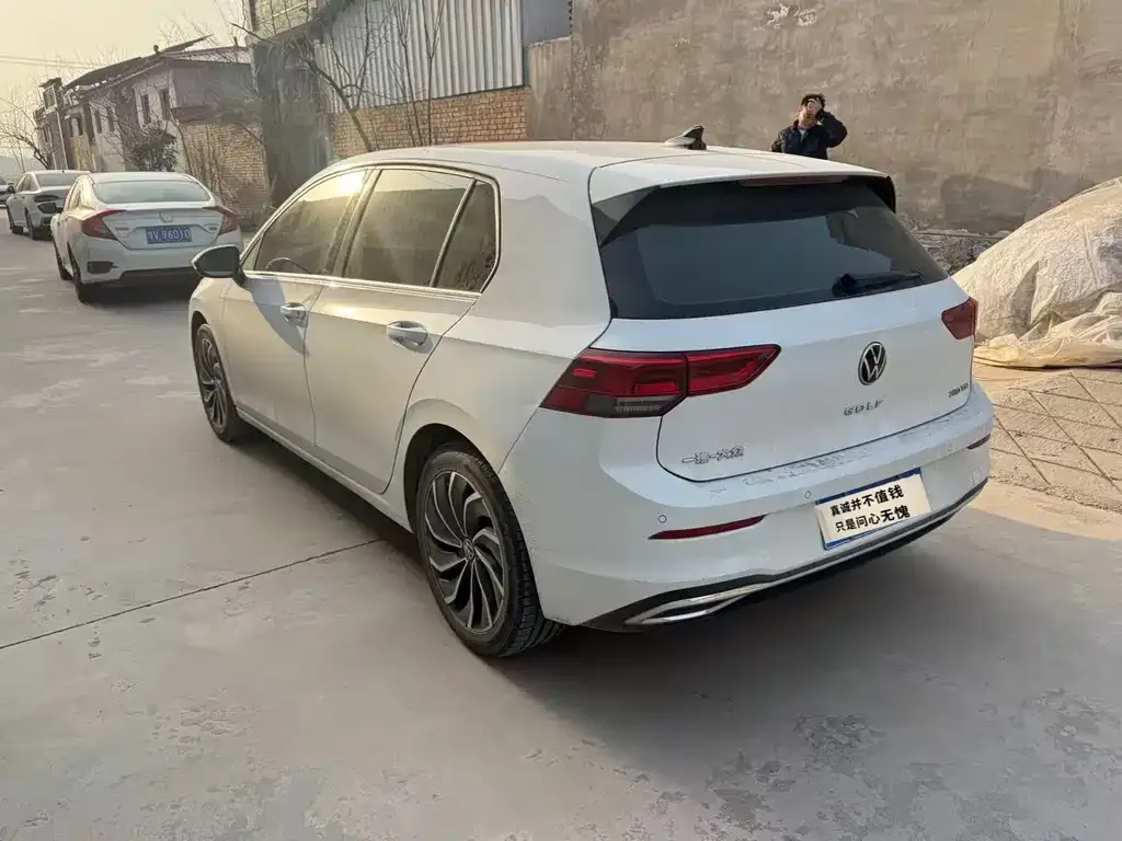 Volkswagen Golf 2022 из CN, фото 6