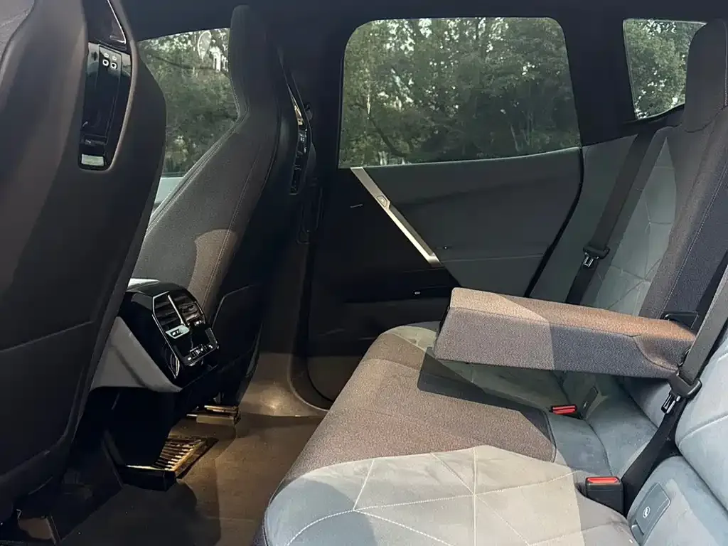BMW iX 2022 из CN, фото 7