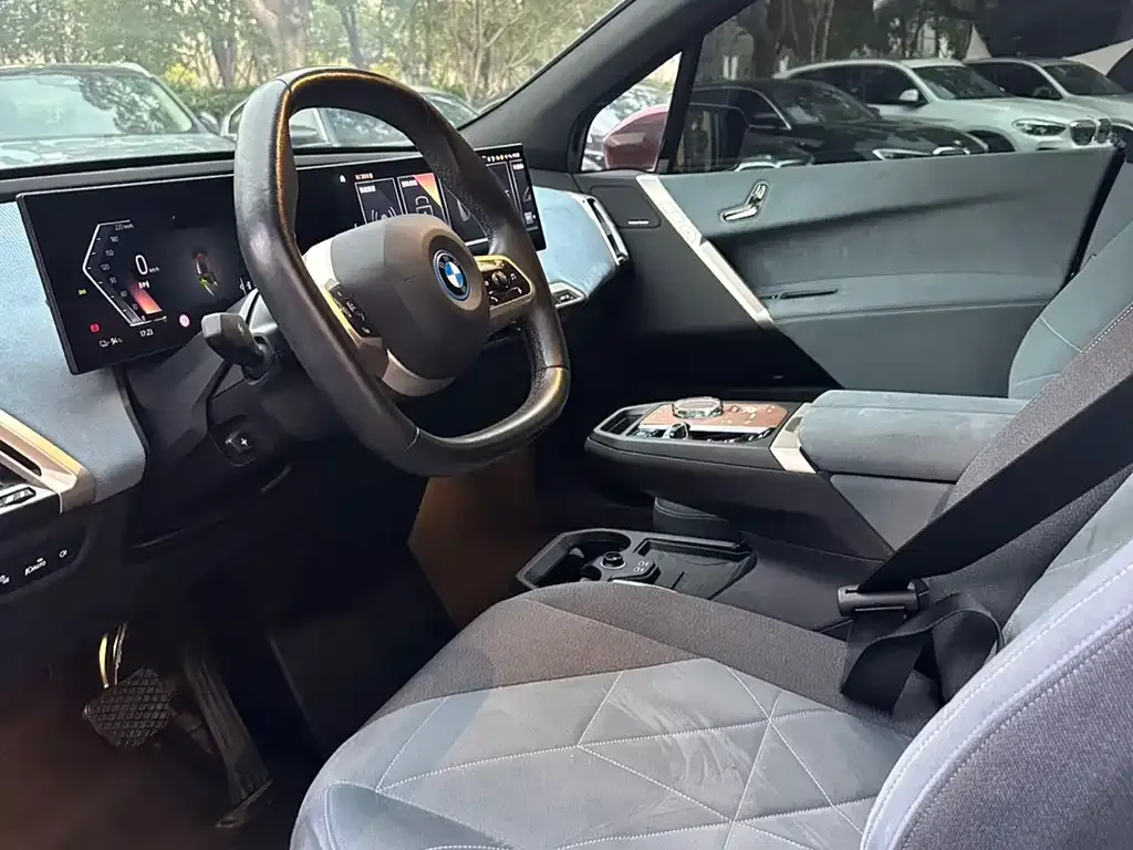 BMW iX 2022 из CN, фото 5
