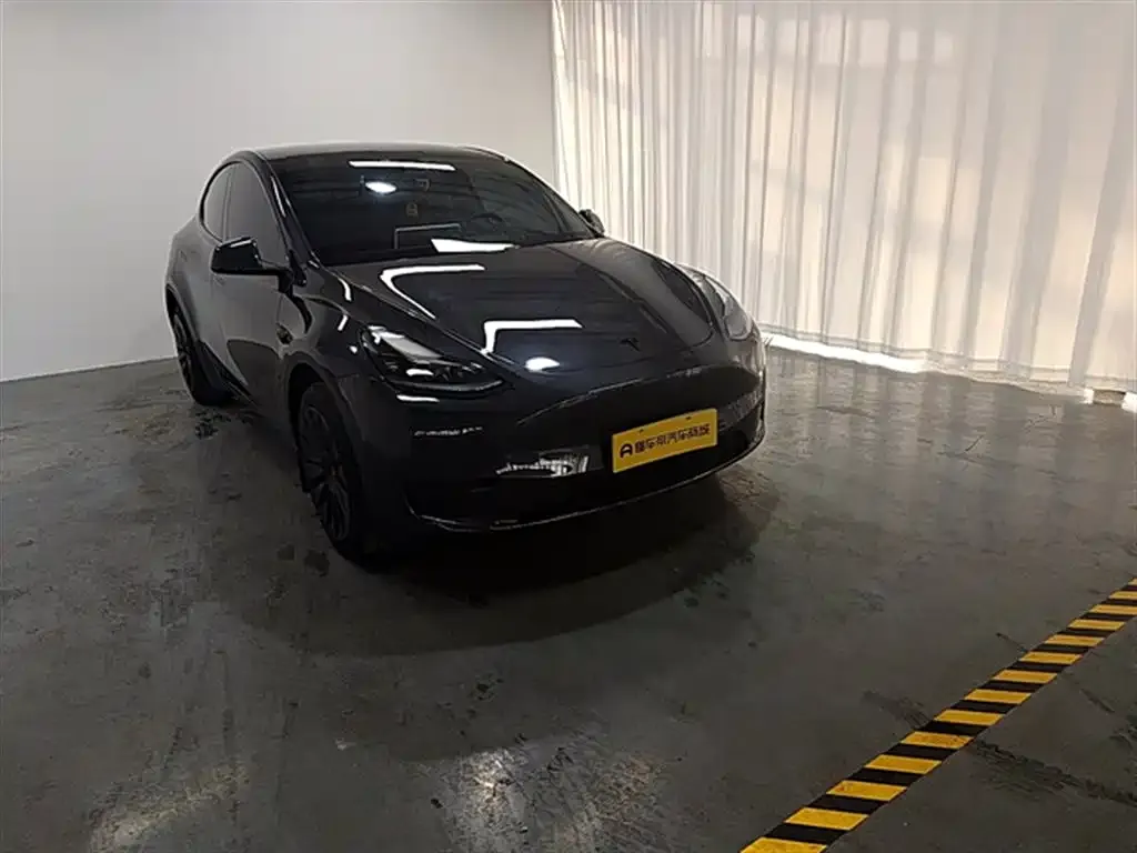 Tesla Model Y 2024 из CN, фото 4
