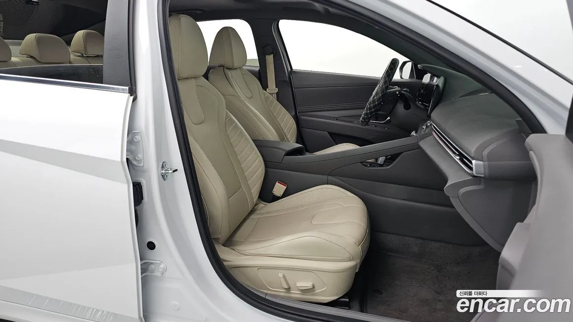 Hyundai AVANTE 2023 из KR, фото 8