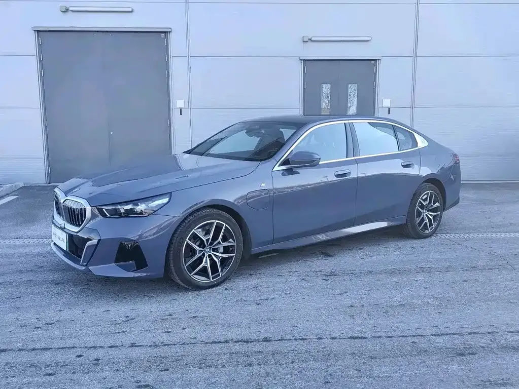 BMW i5 2025 из CN, фото 1