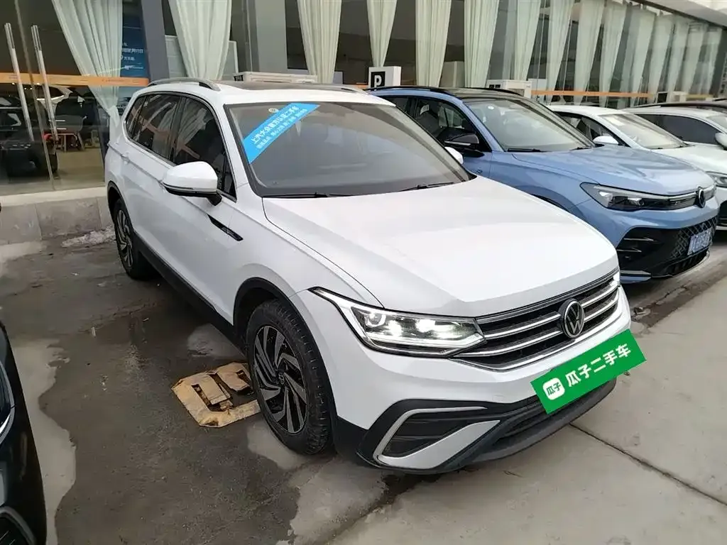 Volkswagen Tiguan L 2023 из CN, фото 7