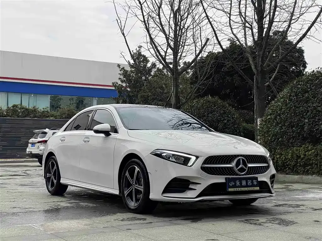 Mercedes-Benz A-Class 2023 из CN, фото 10