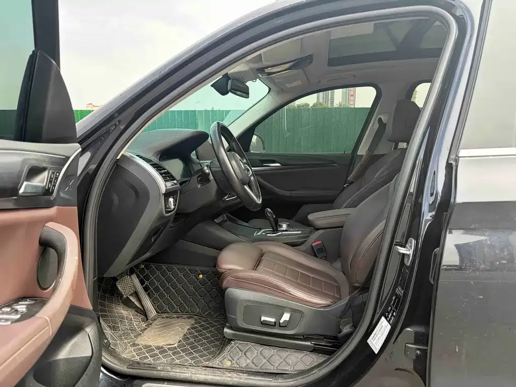 BMW X3 2021 из CN, фото 3