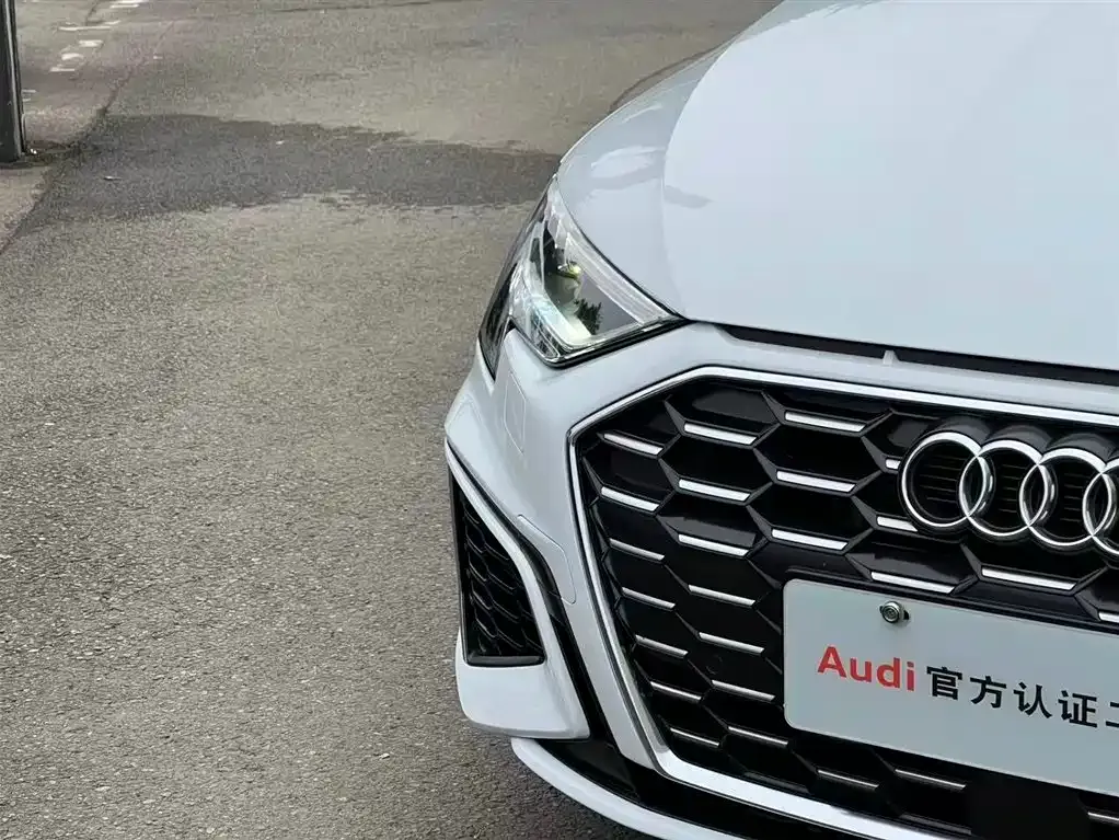 Audi A3 2023 из CN, фото 8