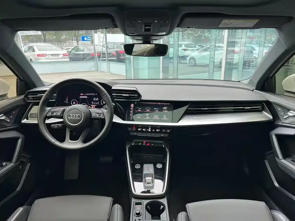 Audi A3 2023 из CN, фото 6