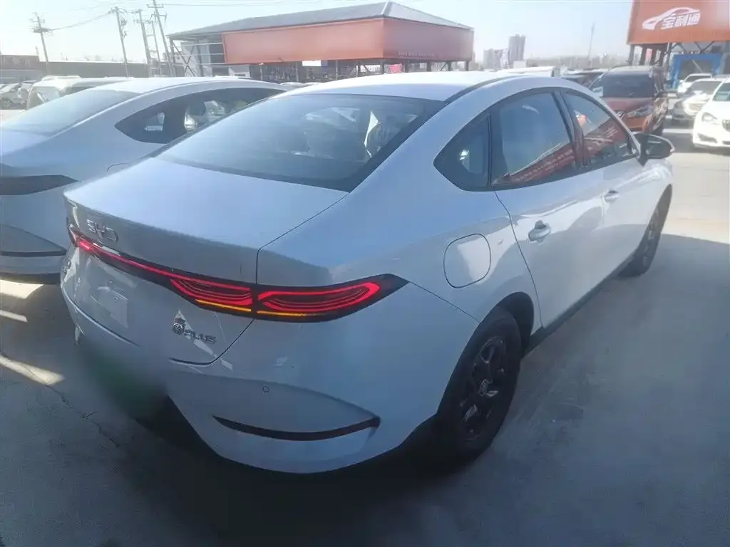 BYD Qin PLUS — фото 8