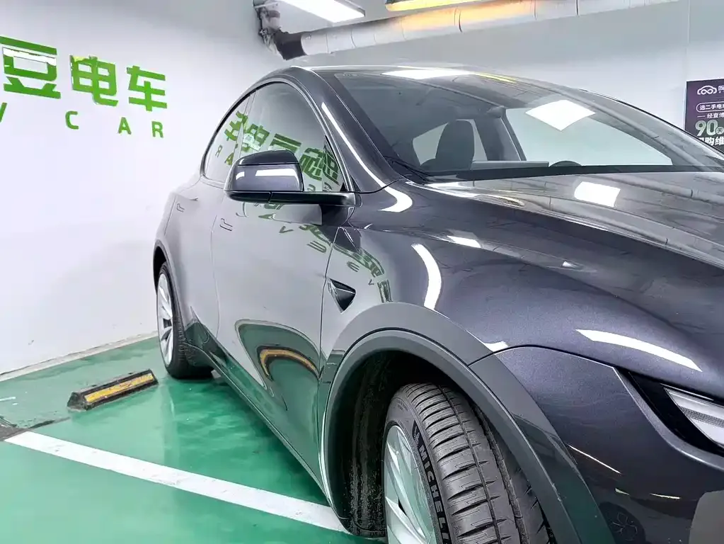 Tesla Model Y 2025 из CN, фото 7
