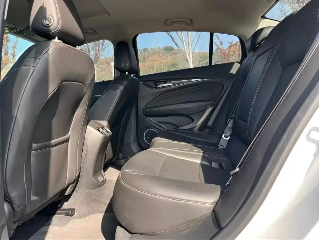Buick Regal 2024 из CN, фото 3