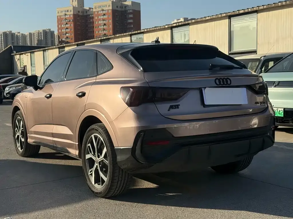 Audi Q3 Sportback 2021 из CN, фото 7