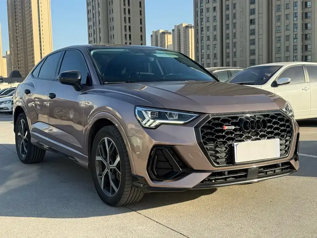 Audi Q3 Sportback 2021 из CN, фото 9