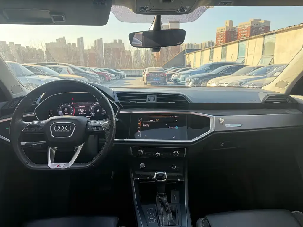 Audi Q3 Sportback 2021 из CN, фото 6