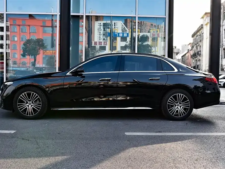 Mercedes-Benz E-Class 2024 из CN, фото 3