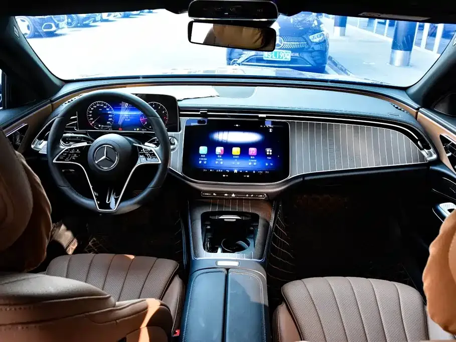 Mercedes-Benz E-Class 2024 из CN, фото 9