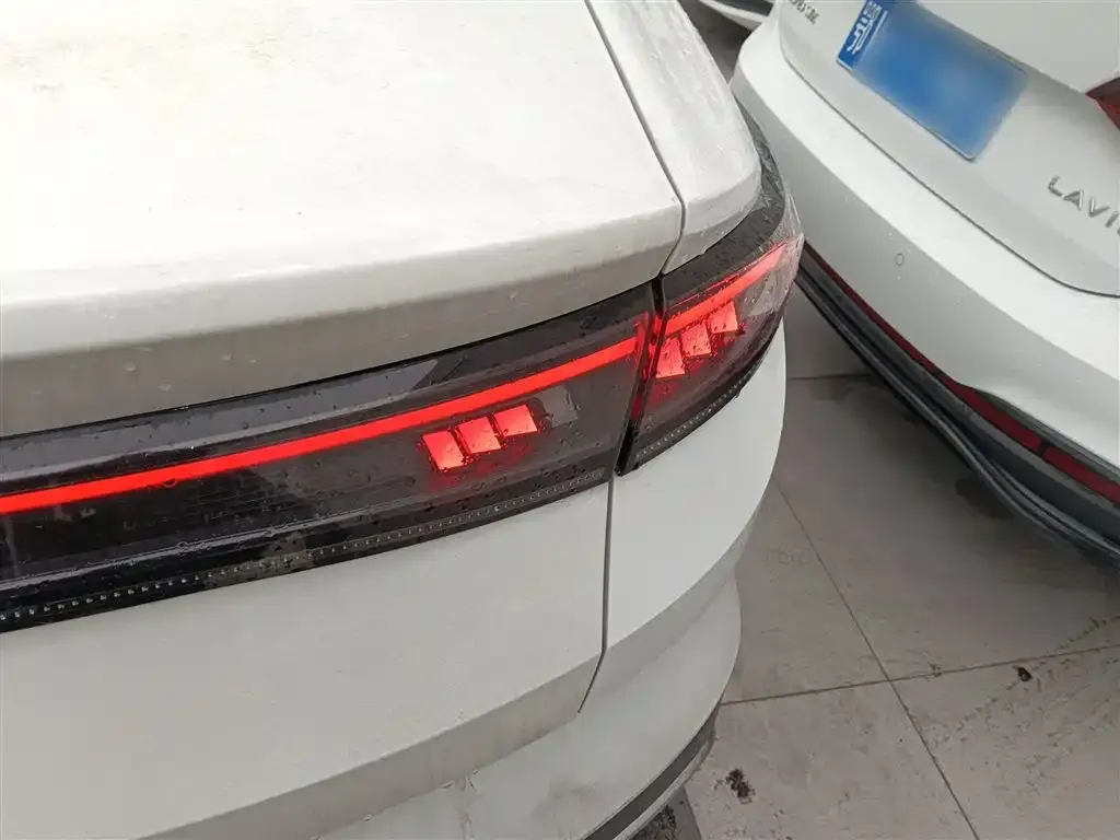 Volkswagen Lamando 2024 из CN, фото 4