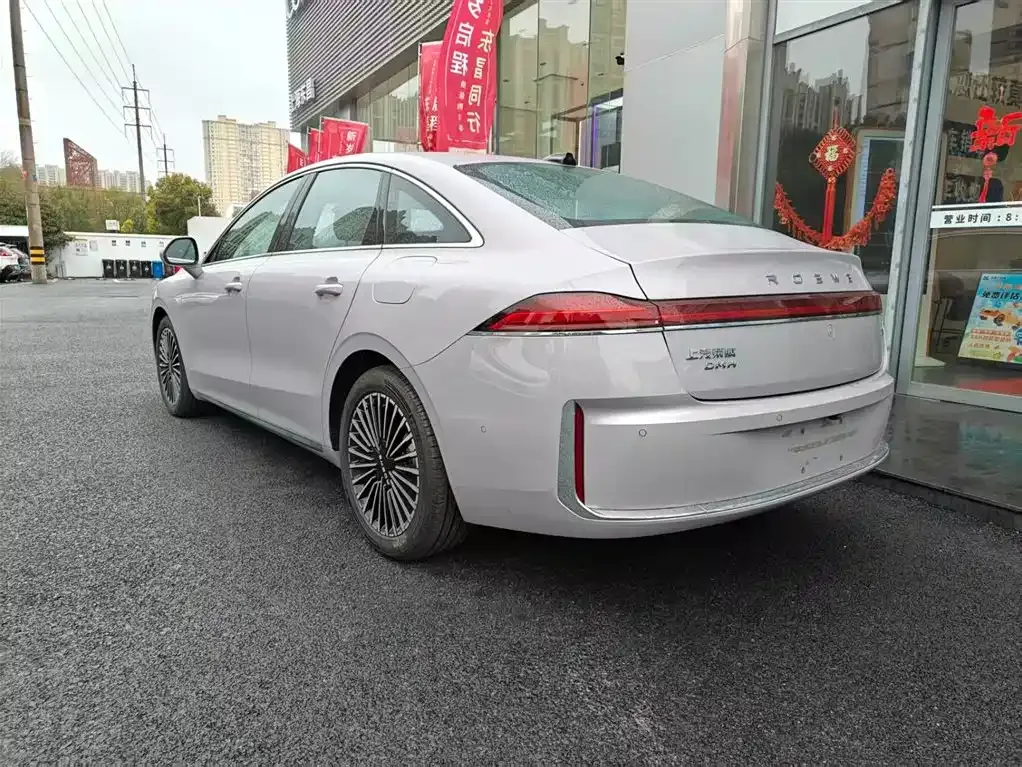 Roewe M7 DMH 2026 из CN, фото 10