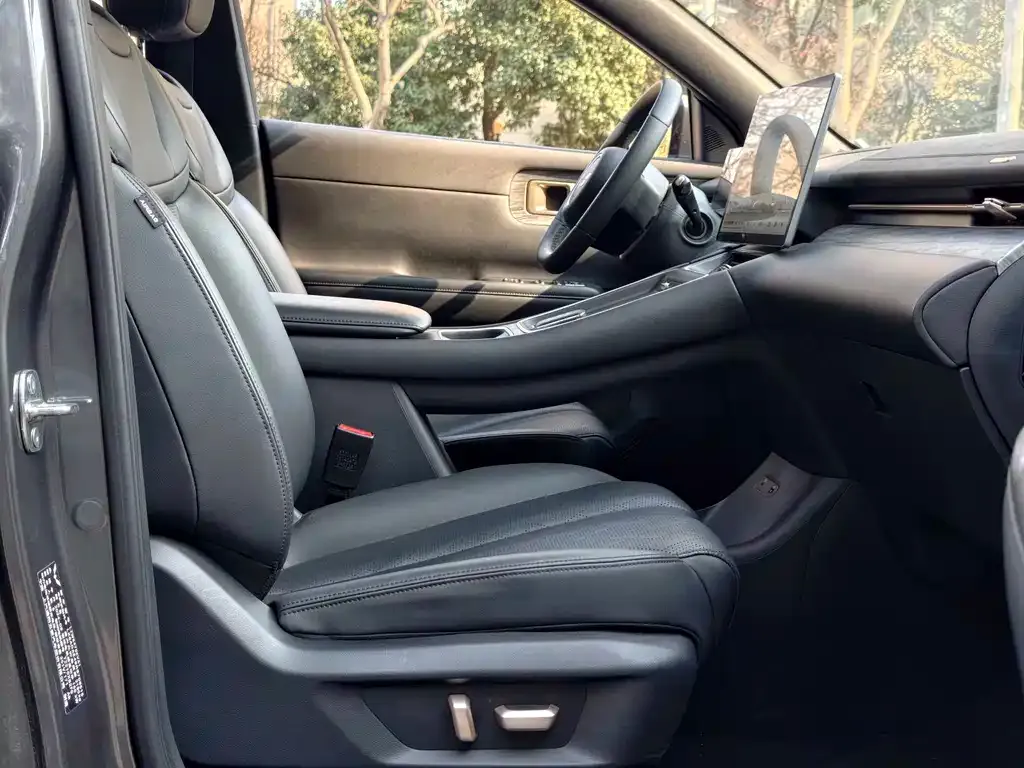 Wuling Xingguang S 2024 из CN, фото 2