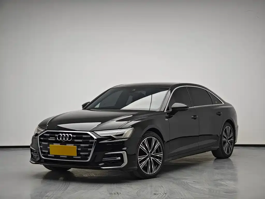 Audi A6L — фото 1
