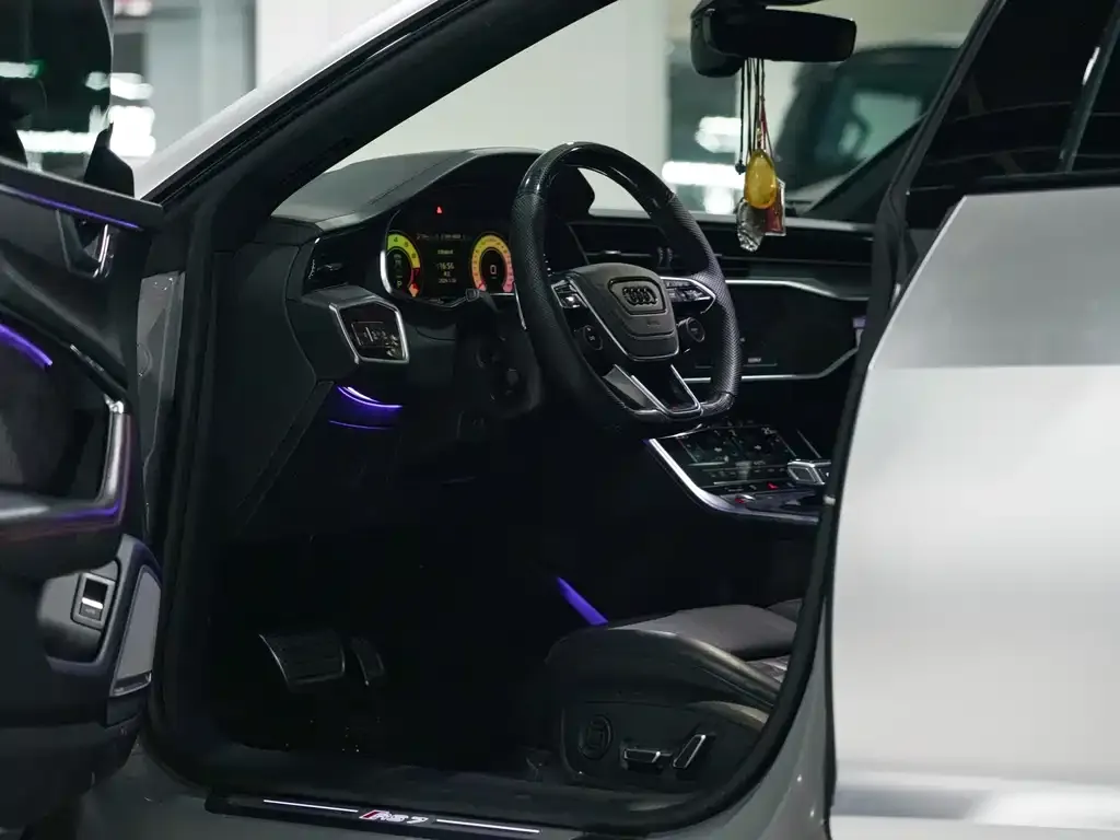 Audi RS 7 2021 из CN, фото 4