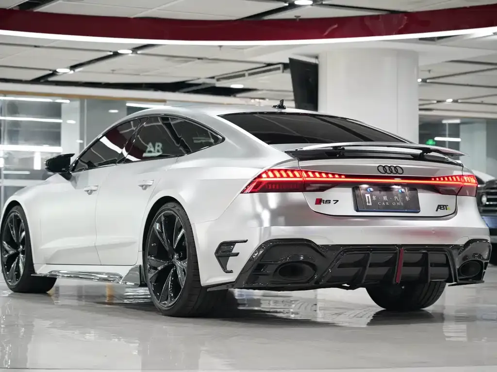 Audi RS 7 2021 из CN, фото 10