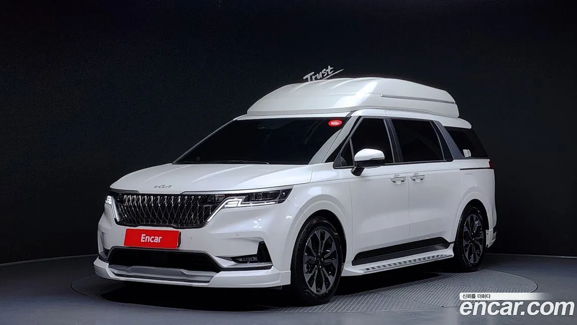 Kia Carnival — фото 1