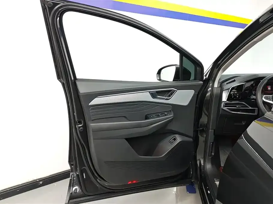 Volkswagen Talagon 2023 из CN, фото 2