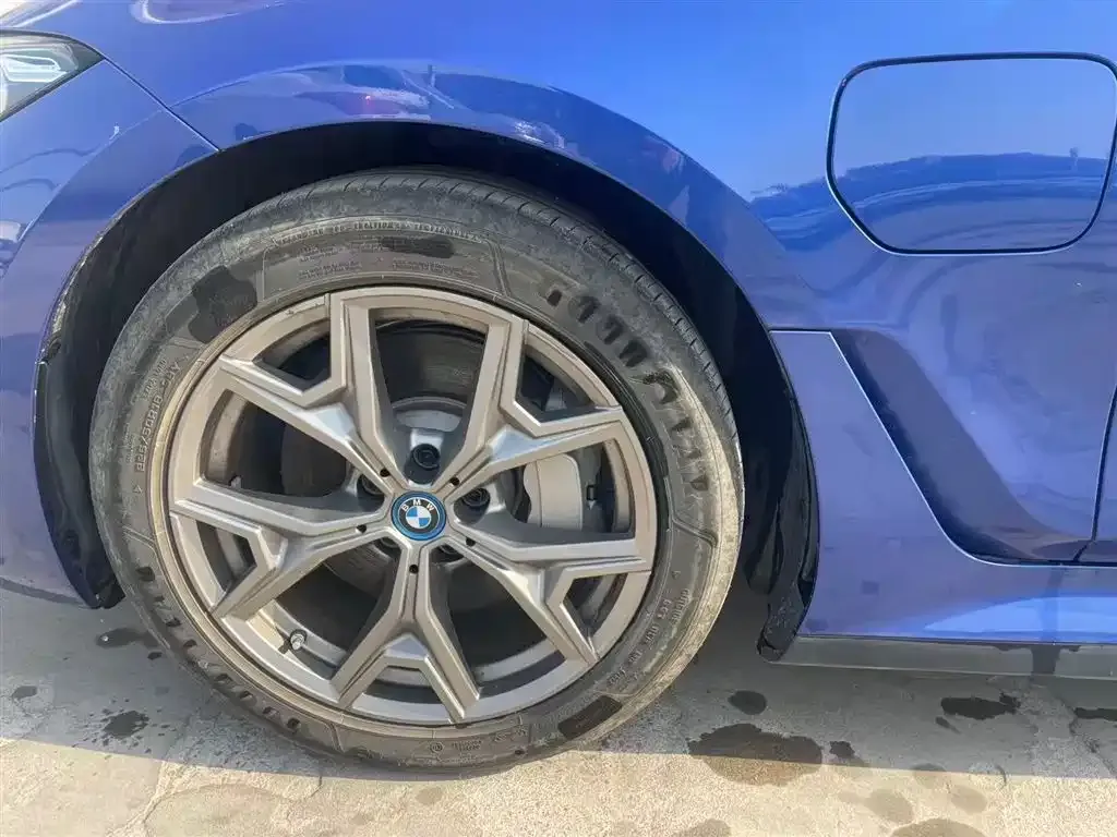 BMW i3 — фото 9