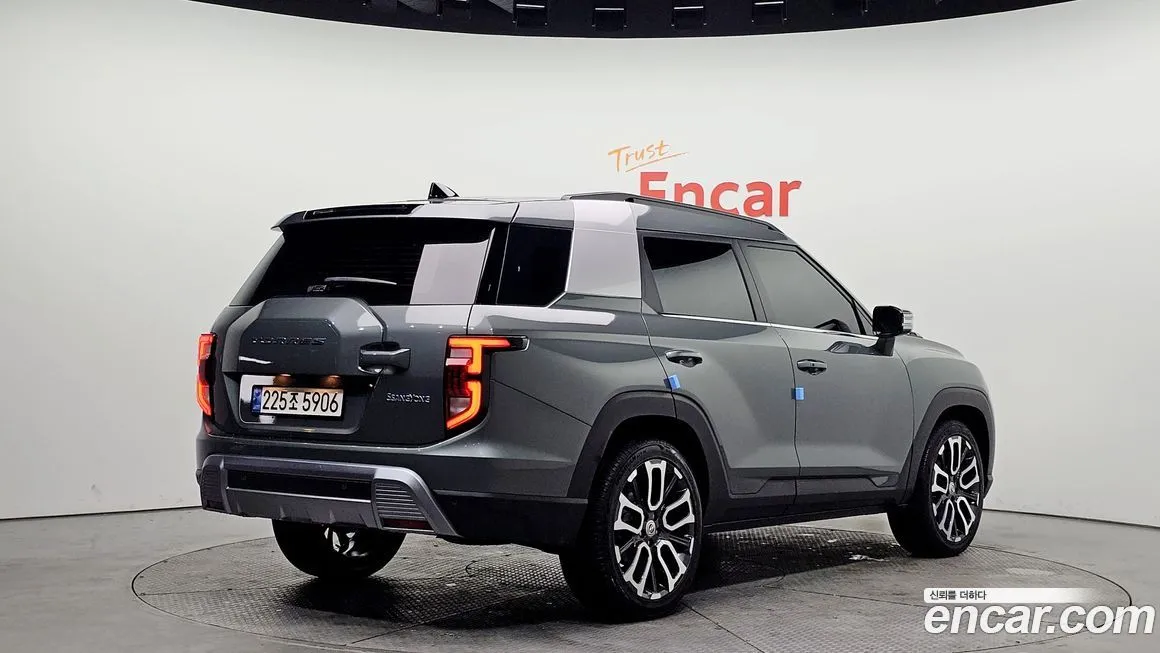 KG Mobility (Ssangyong) Torres — фото 4