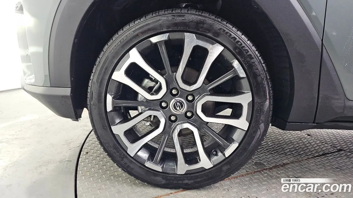 KG Mobility (Ssangyong) Torres — фото 10