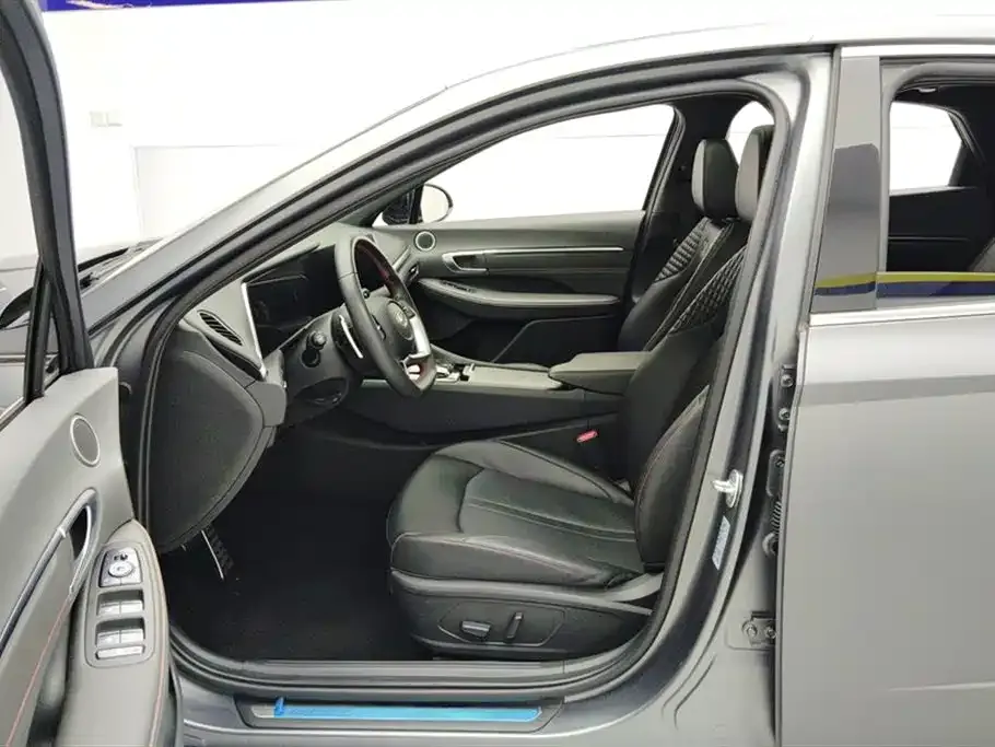 Hyundai Sonata 2023 из CN, фото 8