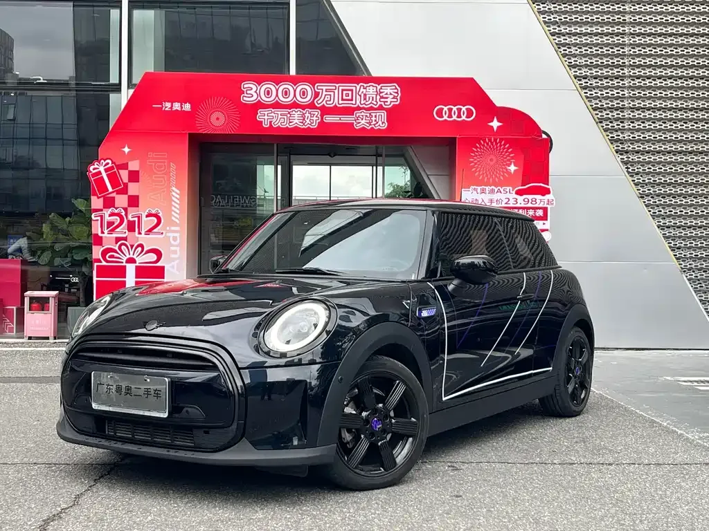 MINI Cooper (3-door) 2024 из CN, фото 1
