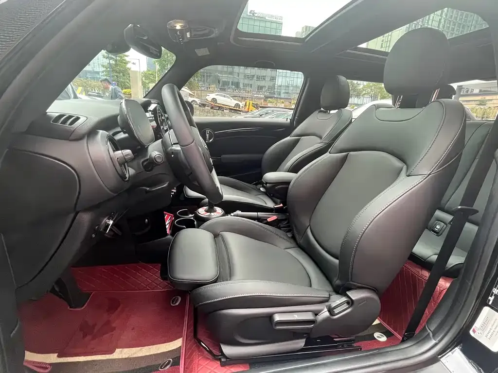 MINI Cooper (3-door) 2024 из CN, фото 4