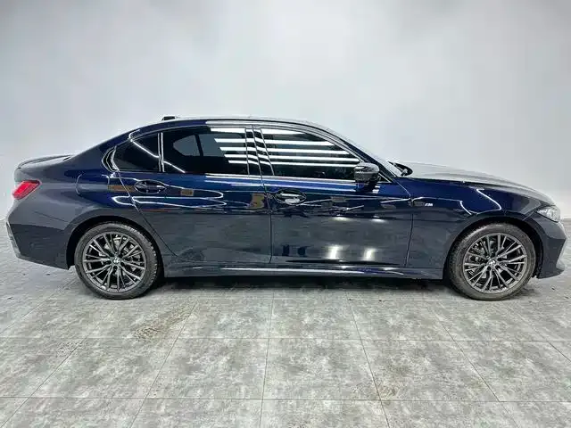 BMW 3 Series 2024 из CN, фото 8