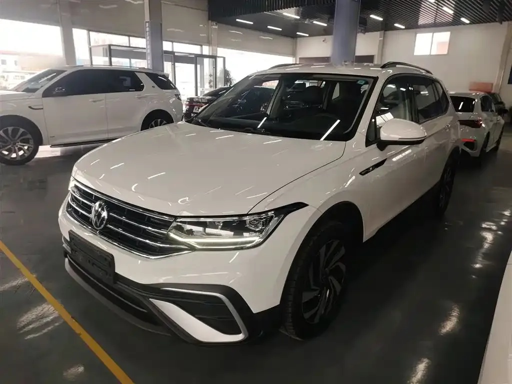 Volkswagen Tiguan L 2022 из CN, фото 1