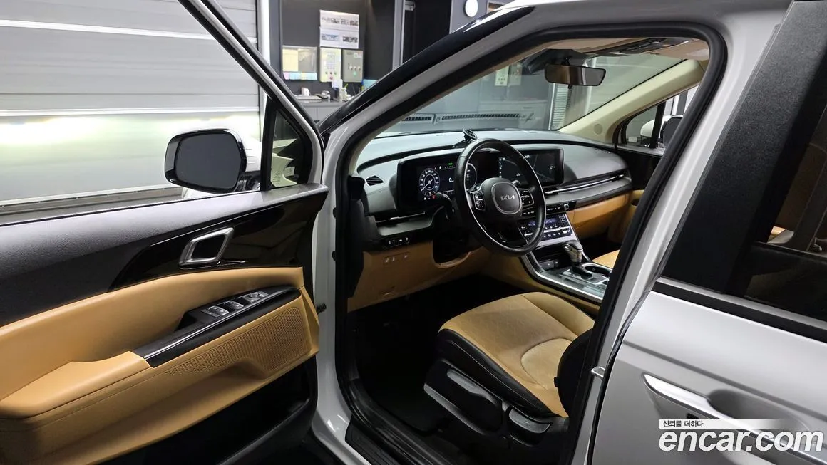 Kia Carnival 2023 из KR, фото 2