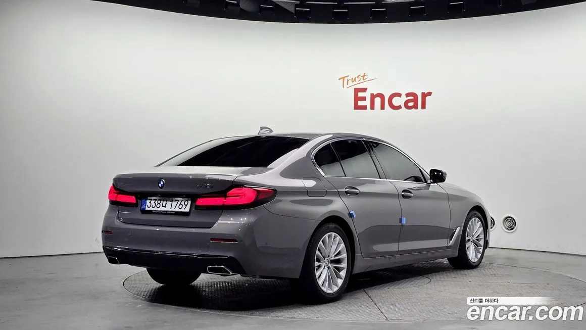 BMW 5-Series 2022 из KR, фото 3