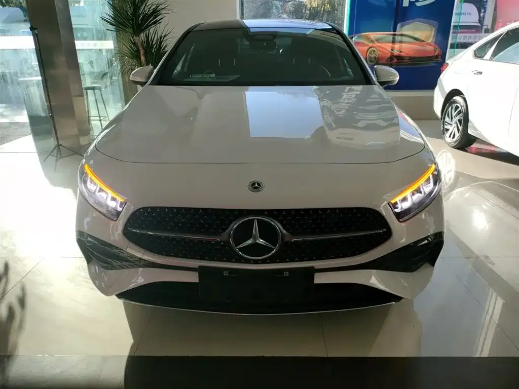 Mercedes-Benz A-Class 2024 из CN, фото 9