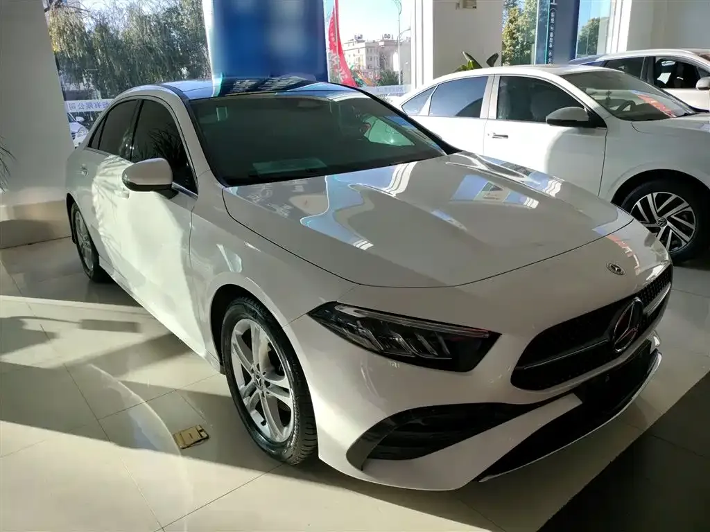 Mercedes-Benz A-Class 2024 из CN, фото 3