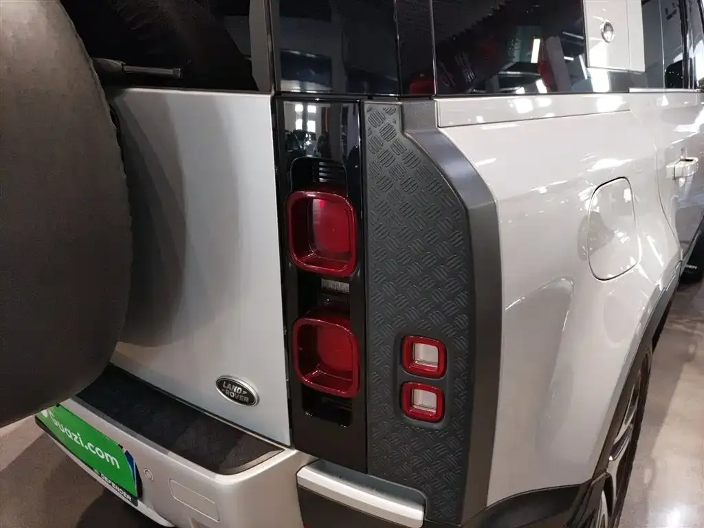 Land Rover Defender 2021 из CN, фото 3