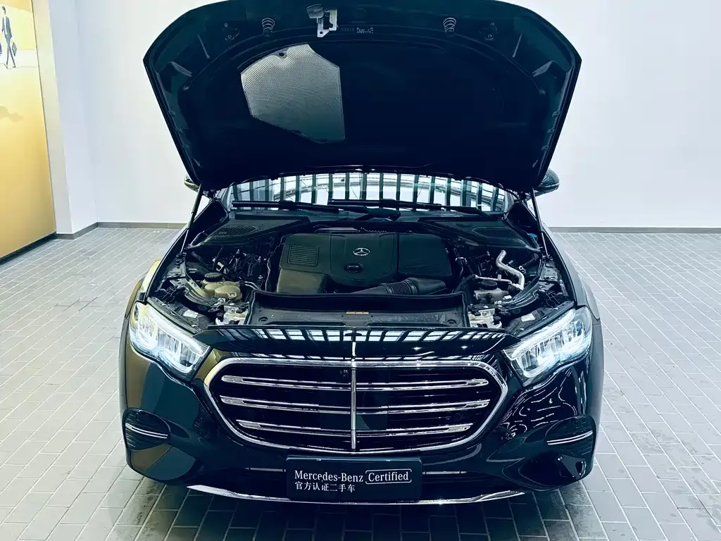 Mercedes-Benz E-Class 2024 из CN, фото 6