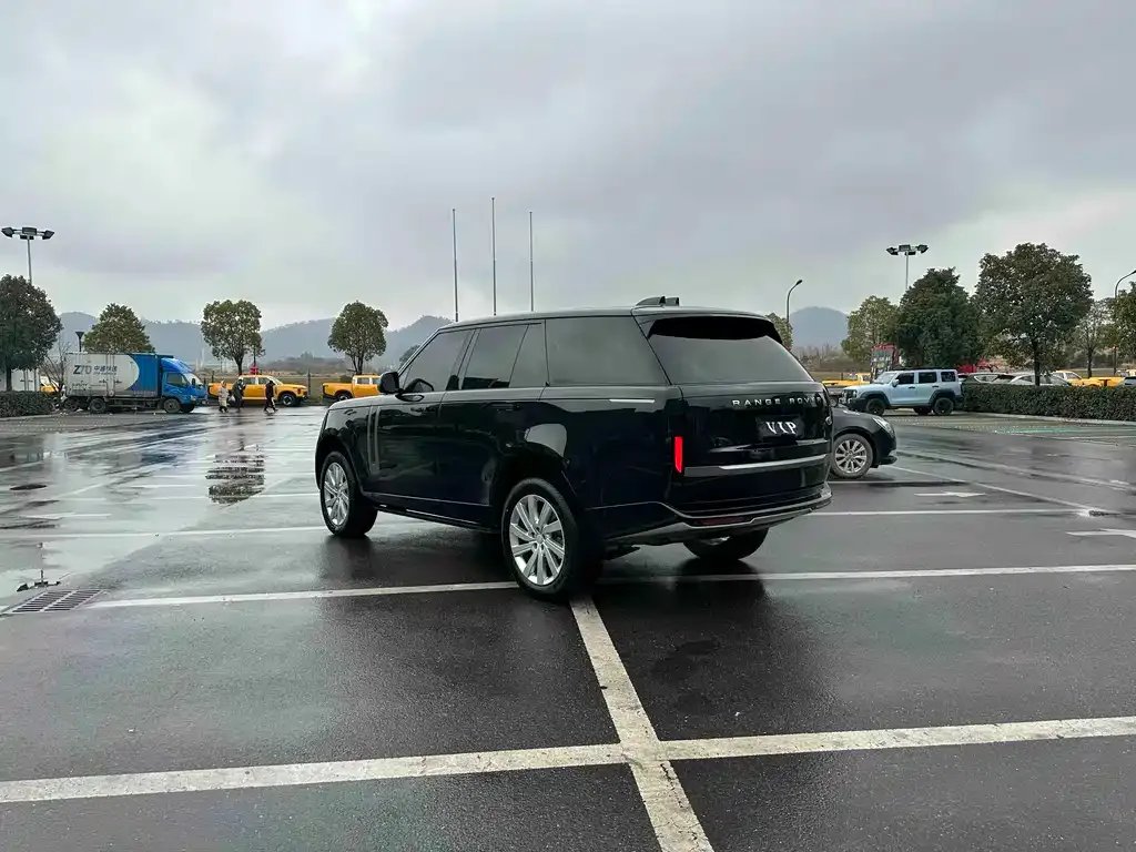 Land Rover Range Rover 2024 из CN, фото 3