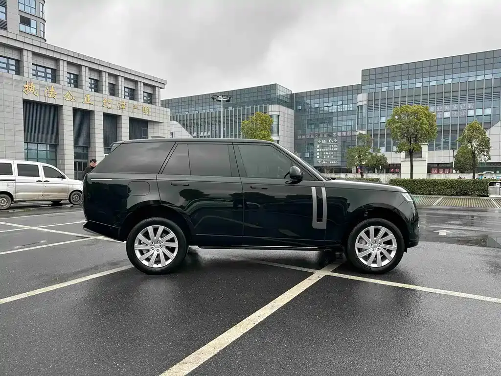 Land Rover Range Rover 2024 из CN, фото 4